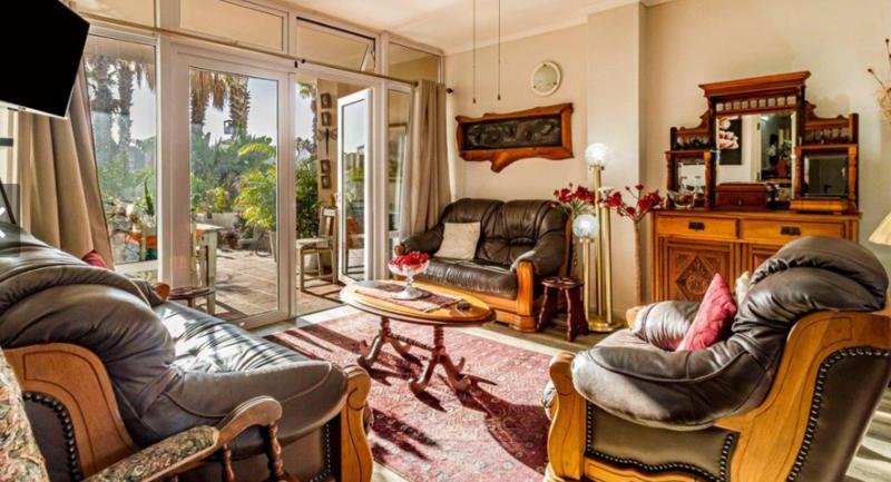 3 Bedroom Property for Sale in Harbour Island Western Cape